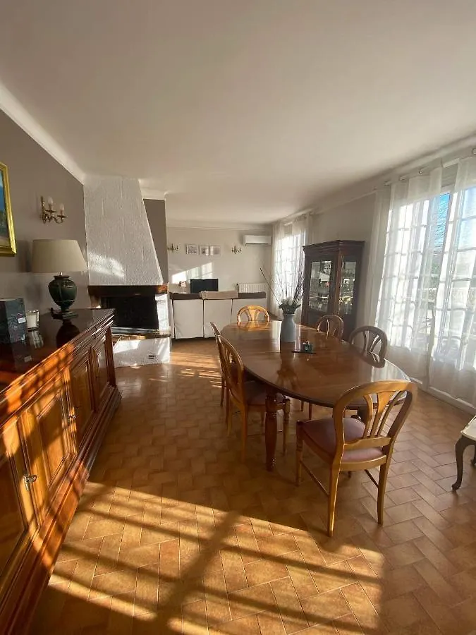 Villa Gesinacris Avec Piscine Camaret-sur-Aigues